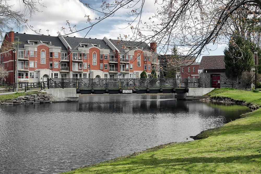 condo-bord-eau-lachine
